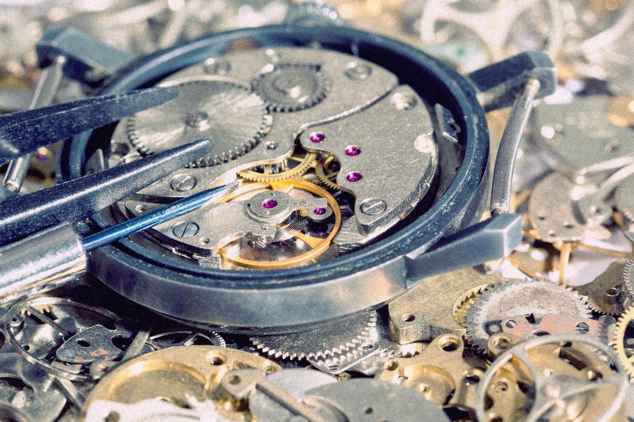 あなたの大切な腕時計<br />お任せください。